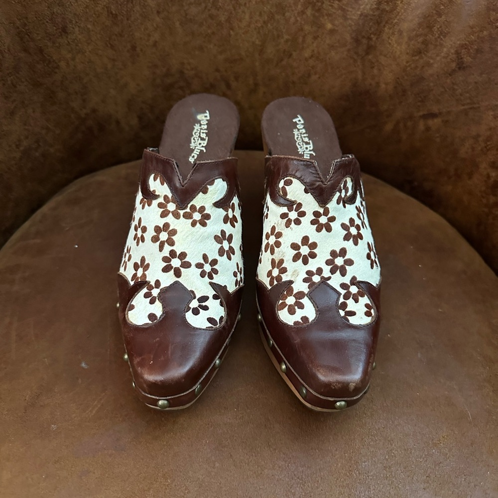 Paris Blues Brown and Cream Floral Mules